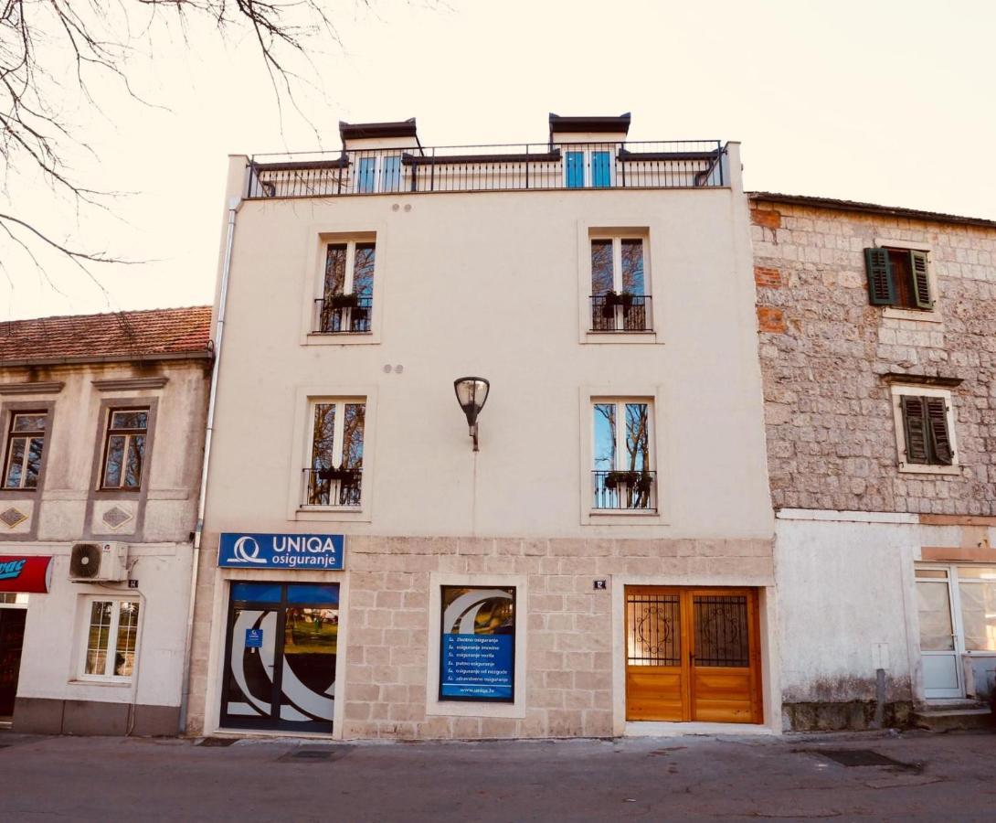 Marko&Luka Hotel Sinj Exterior photo